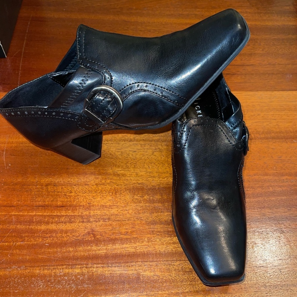 9 1/2 Nickels Women’s Shoes